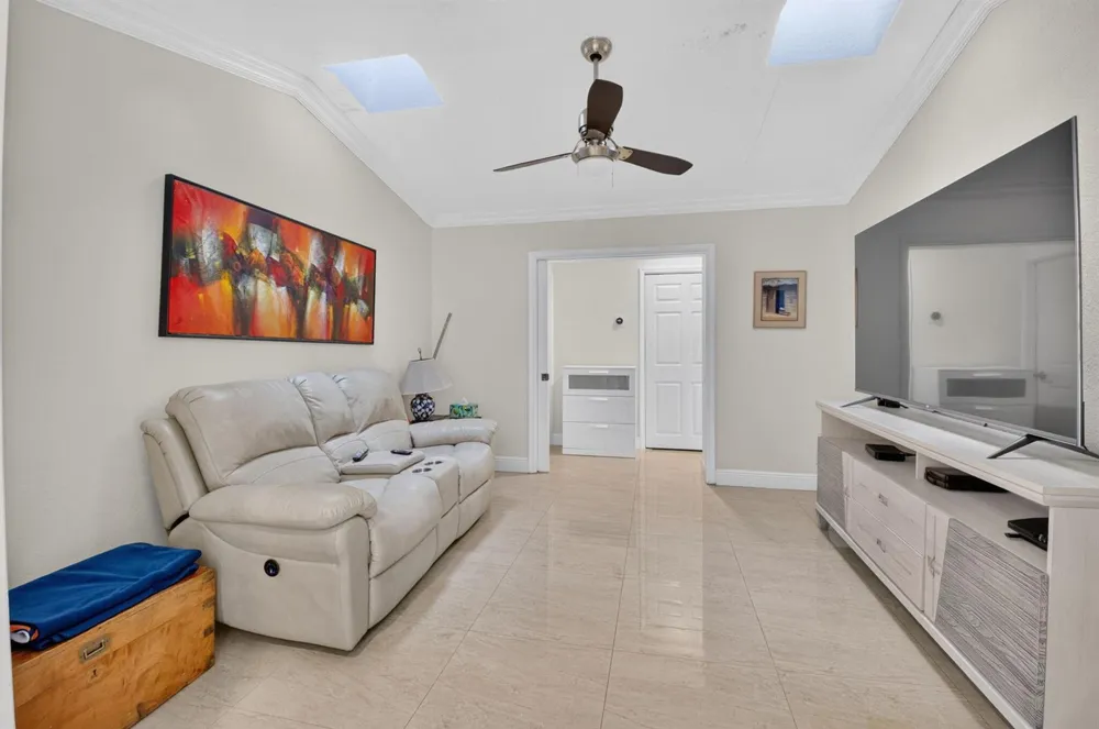 19505 SEDGEFIELD TERRACE Boca Raton, FL 33498