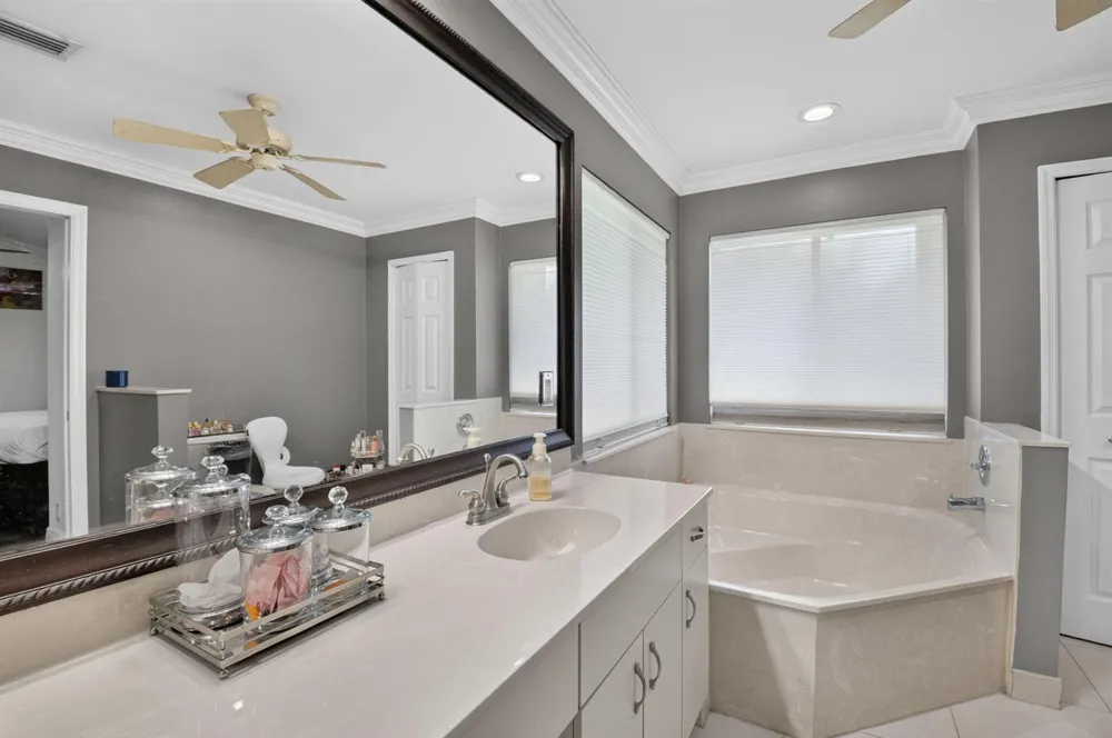 19505 SEDGEFIELD TERRACE Boca Raton, FL 33498