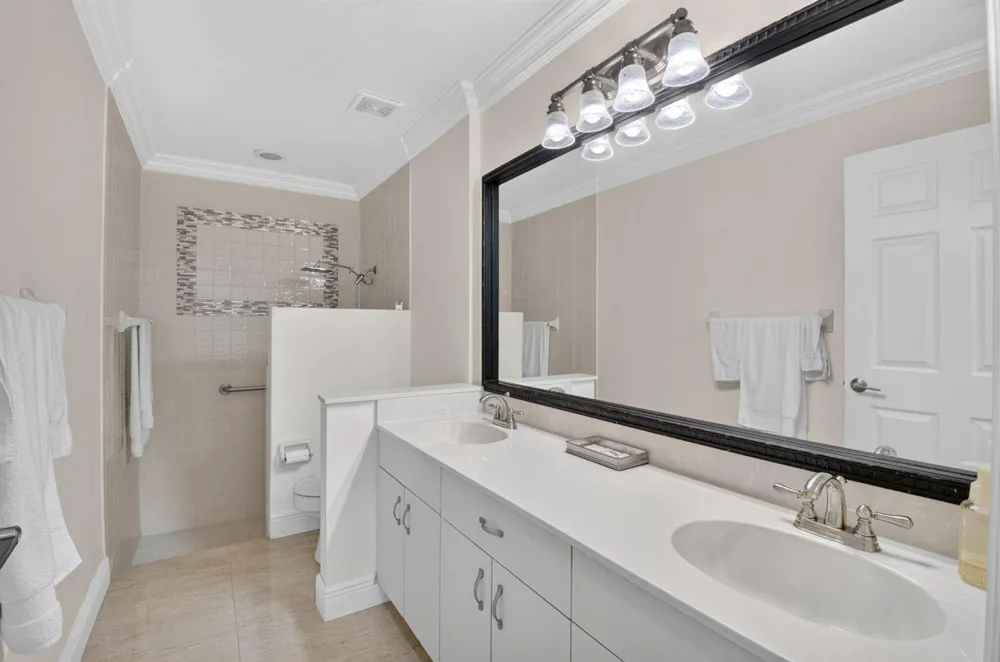 19505 SEDGEFIELD TERRACE Boca Raton, FL 33498
