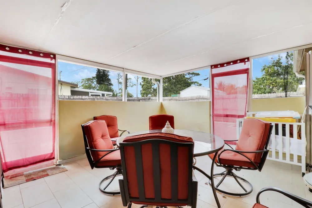 827 Caroline Avenue West Palm Beach, FL 33413