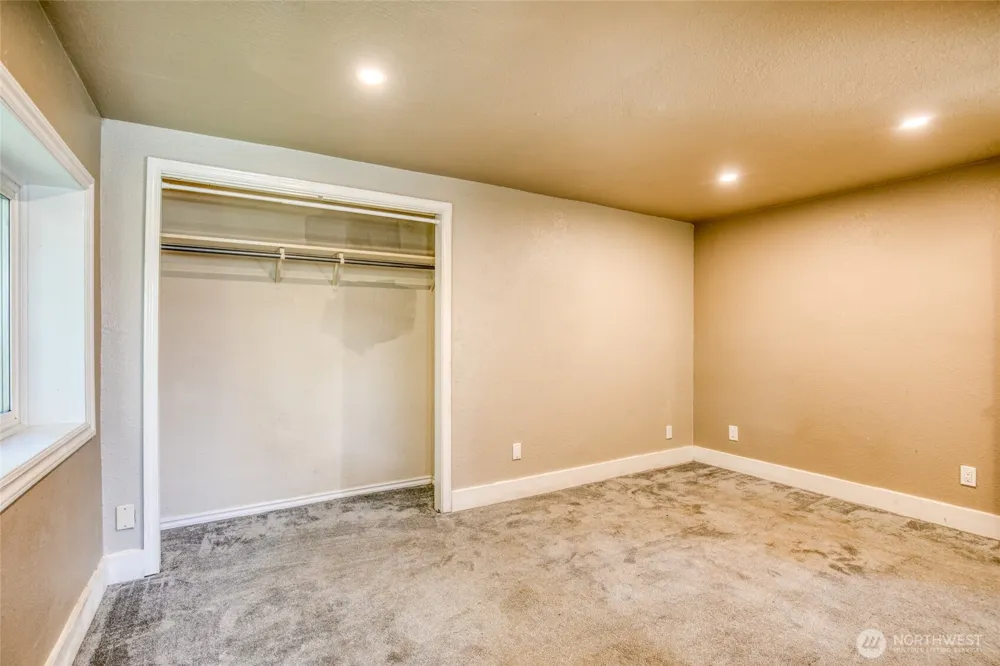 121 W Marion Street Aberdeen, WA 98520