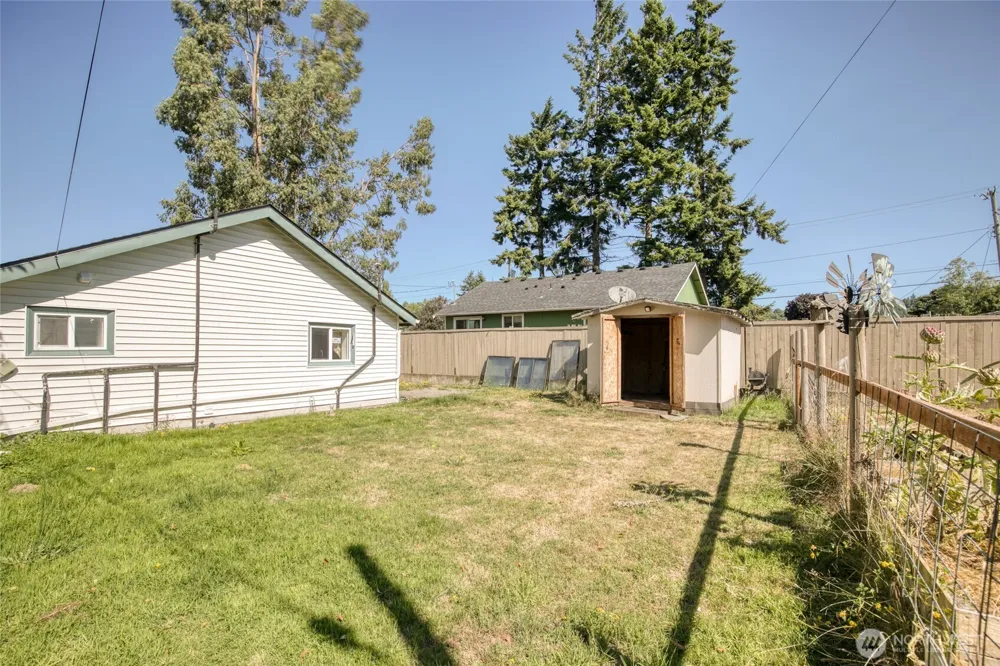 121 W Marion Street Aberdeen, WA 98520