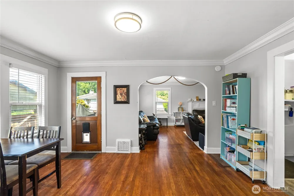 808 Thornton Street Aberdeen, WA 98520