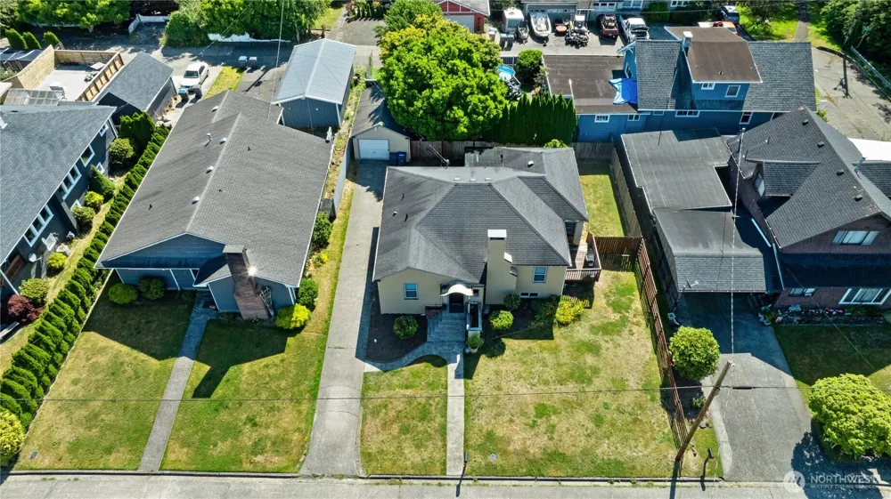 808 Thornton Street Aberdeen, WA 98520