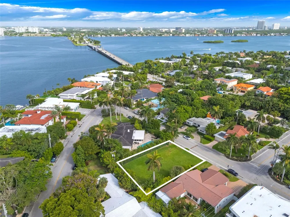 1310 95th St Bay Harbor Islands, FL 33154