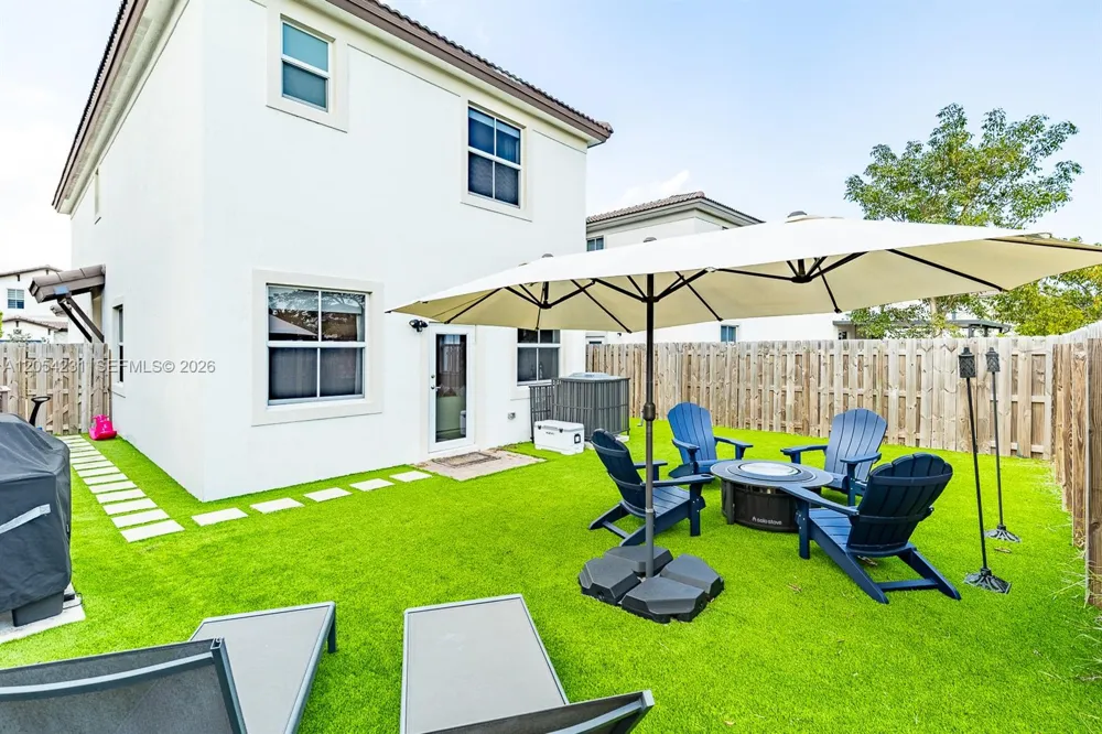 2370 NW 131st Cir Miami, FL 33167