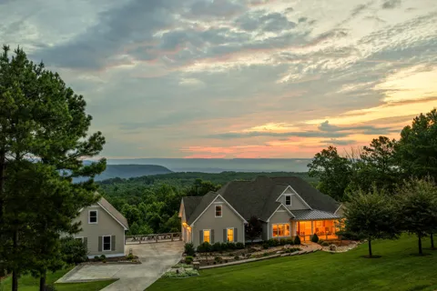 470 Lookout View Drive