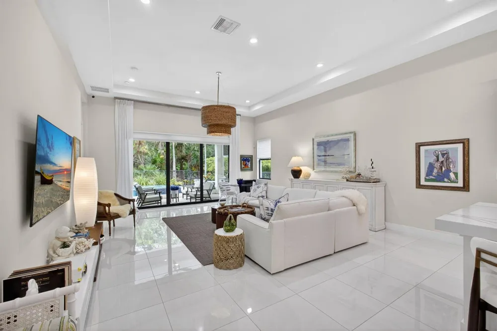 5606 Delacroix Terrace Palm Beach Gardens, FL 33418