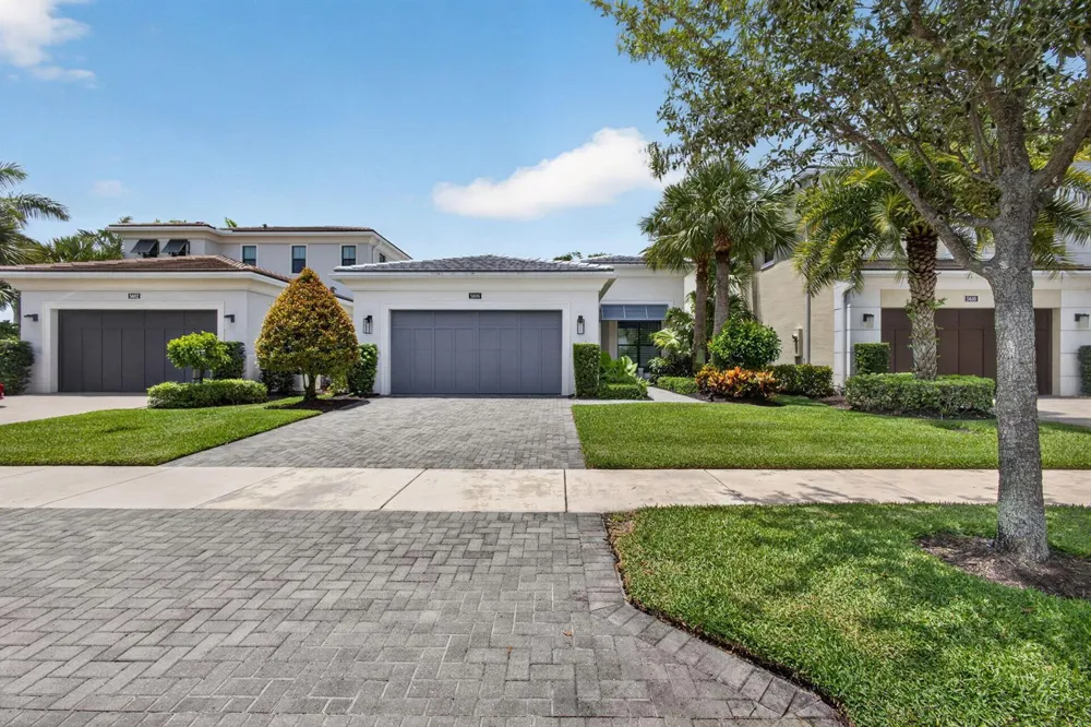 5606 Delacroix Terrace Palm Beach Gardens, FL 33418