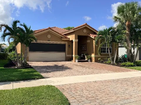 2165 SW Newport Isles Boulevard