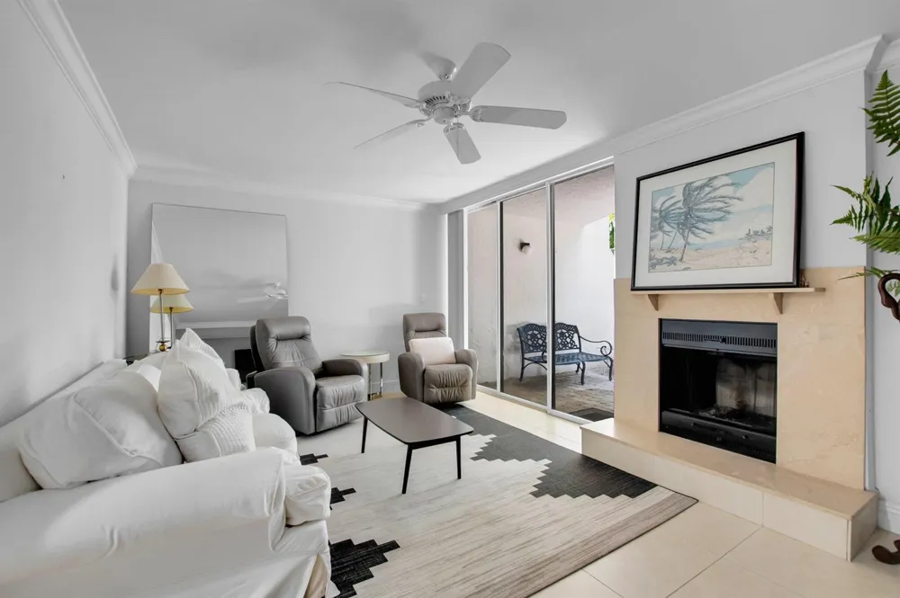 1222 Hillsboro Mile #11 Hillsboro Beach, FL 33062