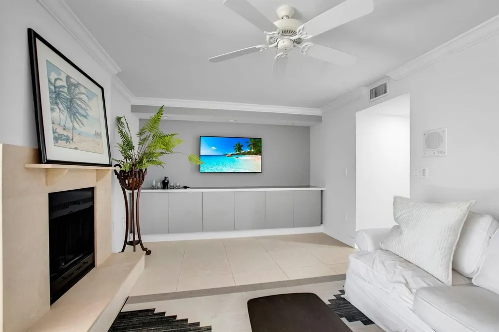 1222 Hillsboro Mile #11 Hillsboro Beach, FL 33062
