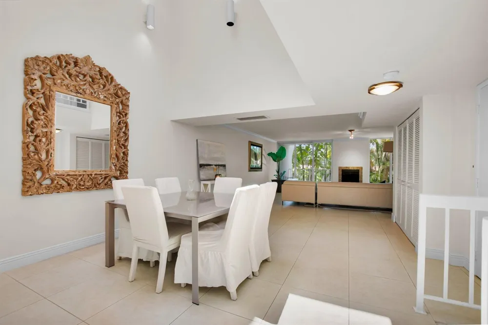 1222 Hillsboro Mile #11 Hillsboro Beach, FL 33062