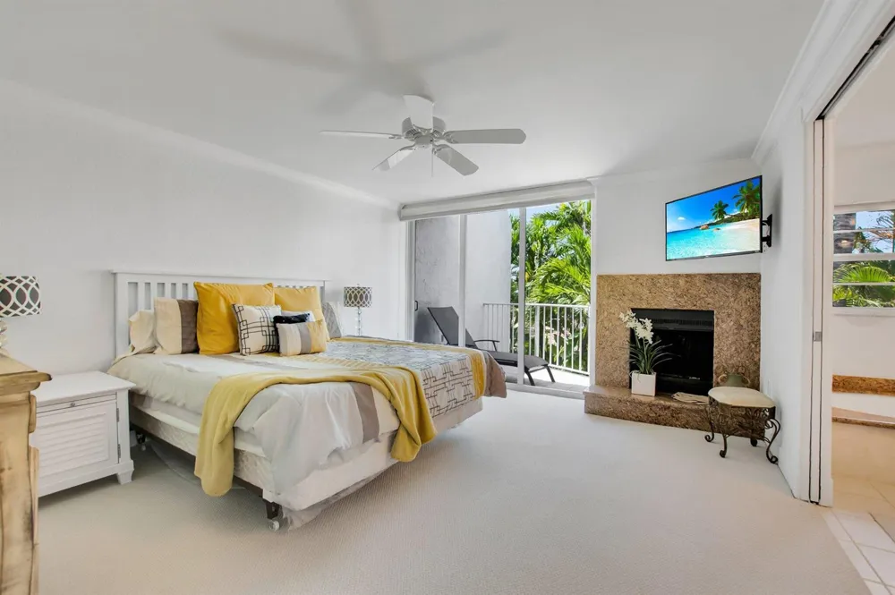 1222 Hillsboro Mile #11 Hillsboro Beach, FL 33062