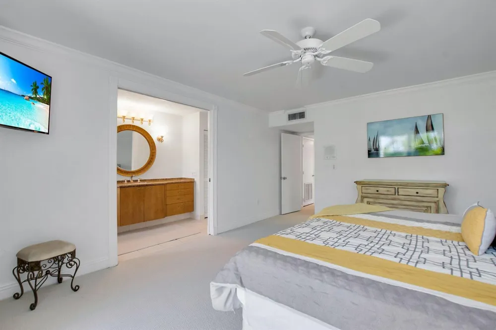 1222 Hillsboro Mile #11 Hillsboro Beach, FL 33062
