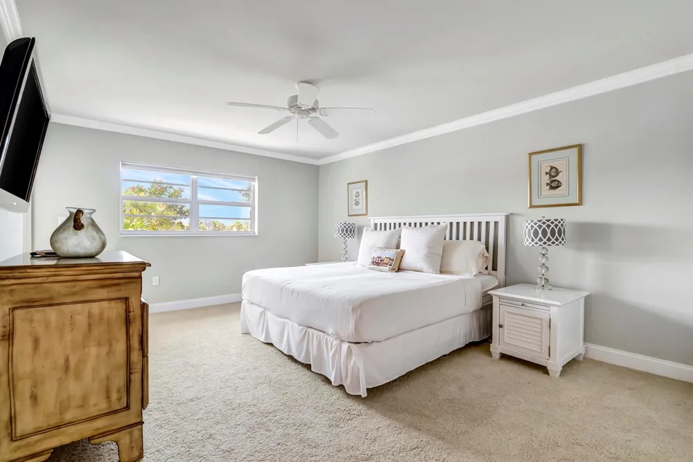 1222 Hillsboro Mile #11 Hillsboro Beach, FL 33062