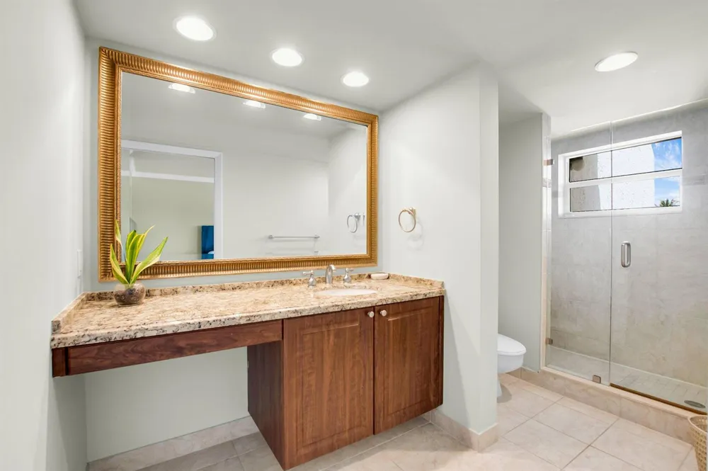 1222 Hillsboro Mile #11 Hillsboro Beach, FL 33062