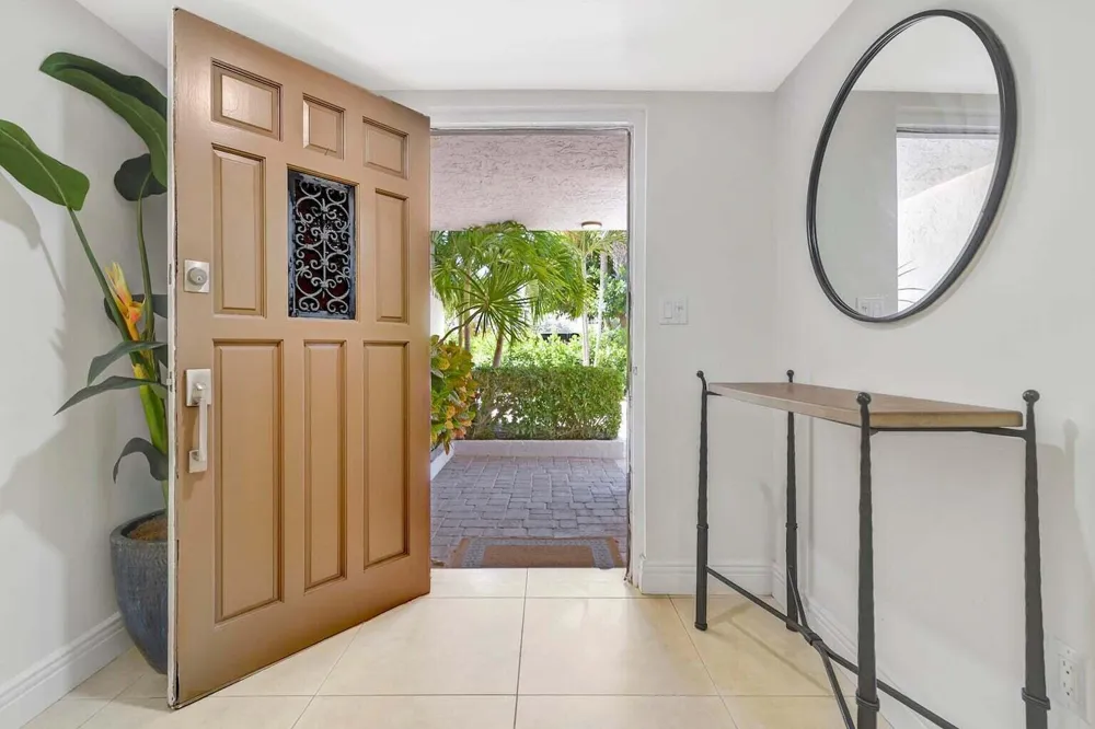 1222 Hillsboro Mile #11 Hillsboro Beach, FL 33062
