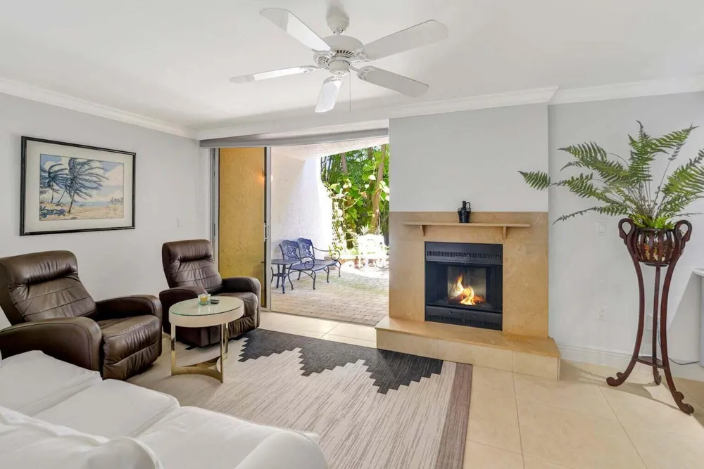 1222 Hillsboro Mile #11 Hillsboro Beach, FL 33062
