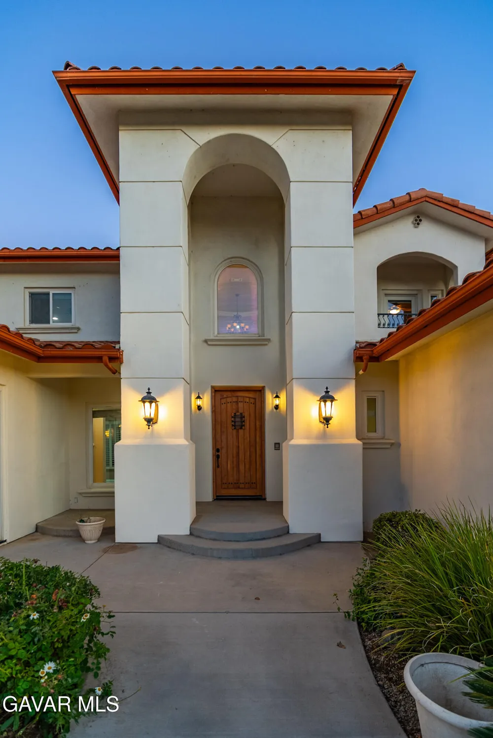2020 W Avenue N Palmdale, CA 93551