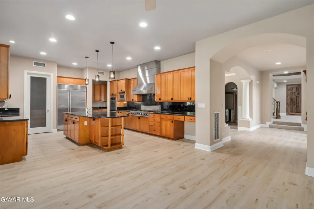2020 W Avenue N Palmdale, CA 93551