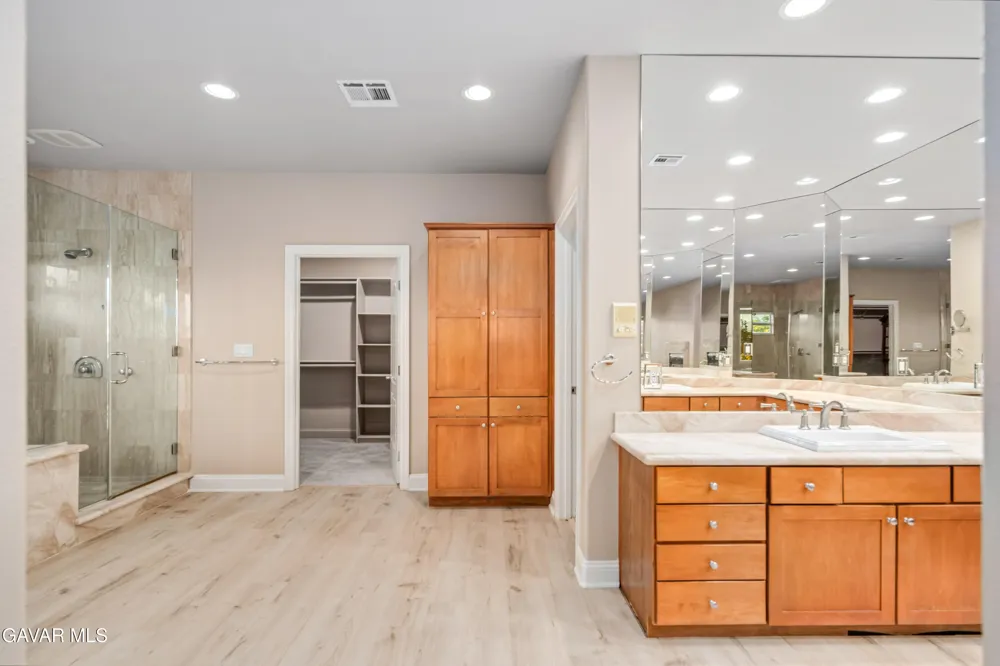2020 W Avenue N Palmdale, CA 93551