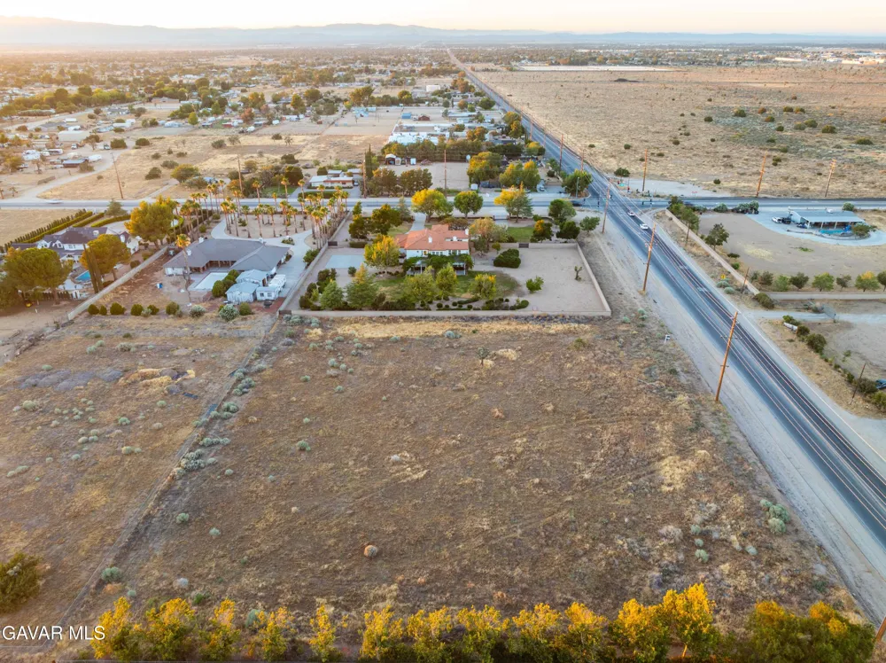2020 W Avenue N Palmdale, CA 93551