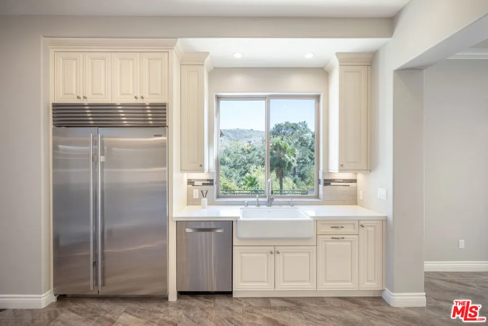 47 Buckskin Road Bell Canyon, CA 91307