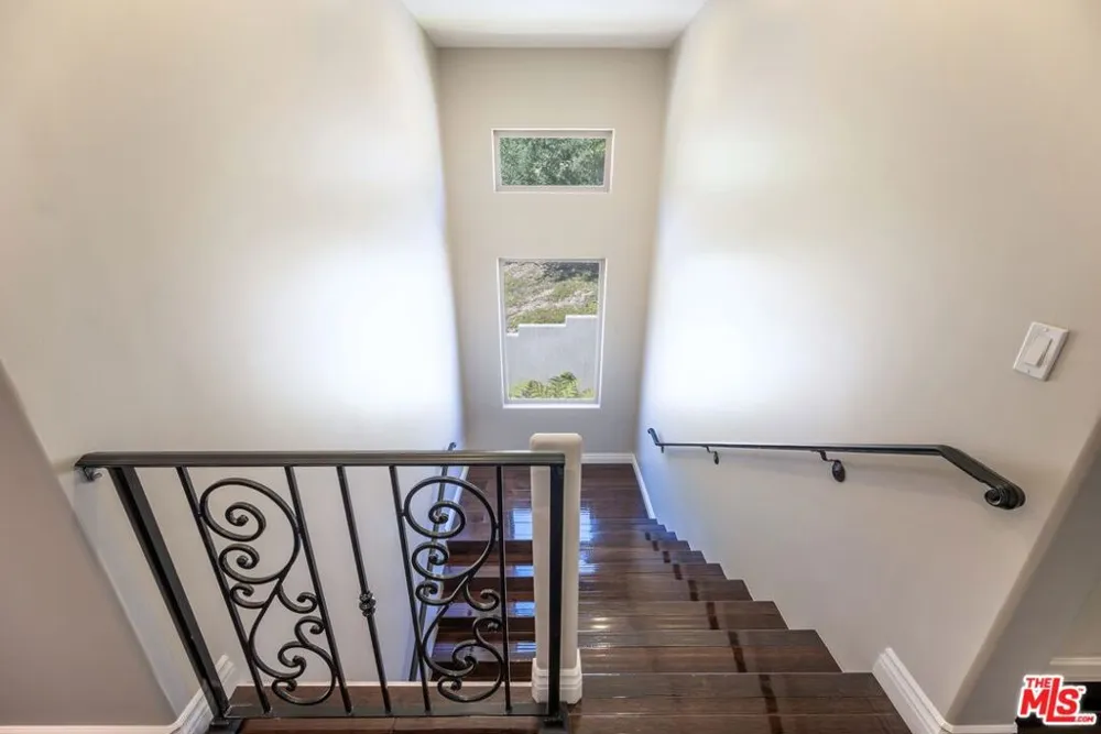 47 Buckskin Road Bell Canyon, CA 91307