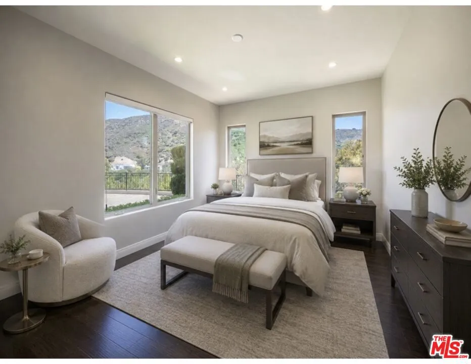 47 Buckskin Road Bell Canyon, CA 91307