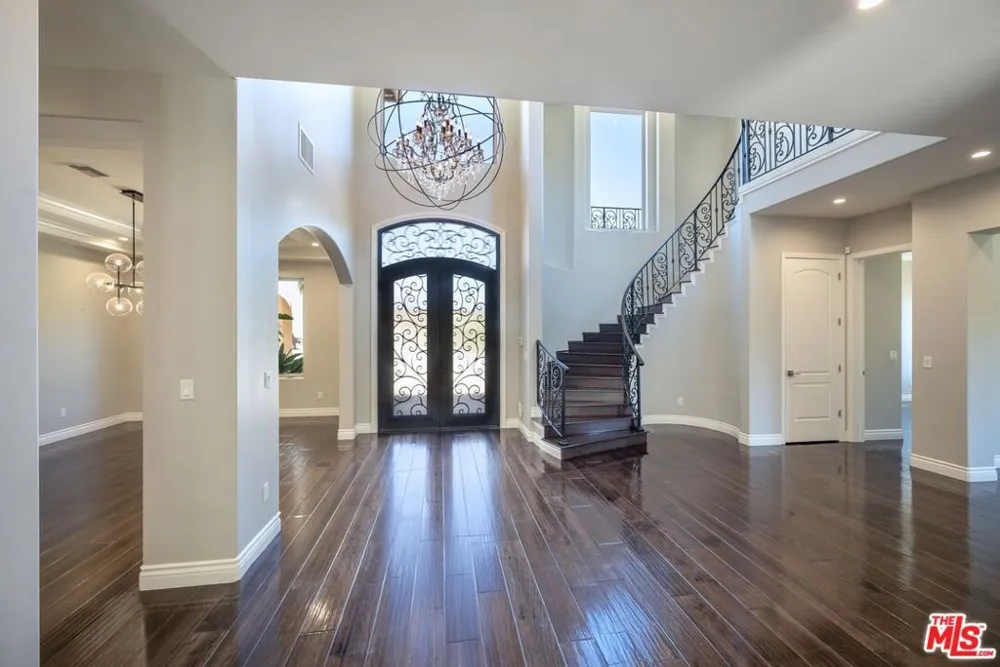 47 Buckskin Road Bell Canyon, CA 91307