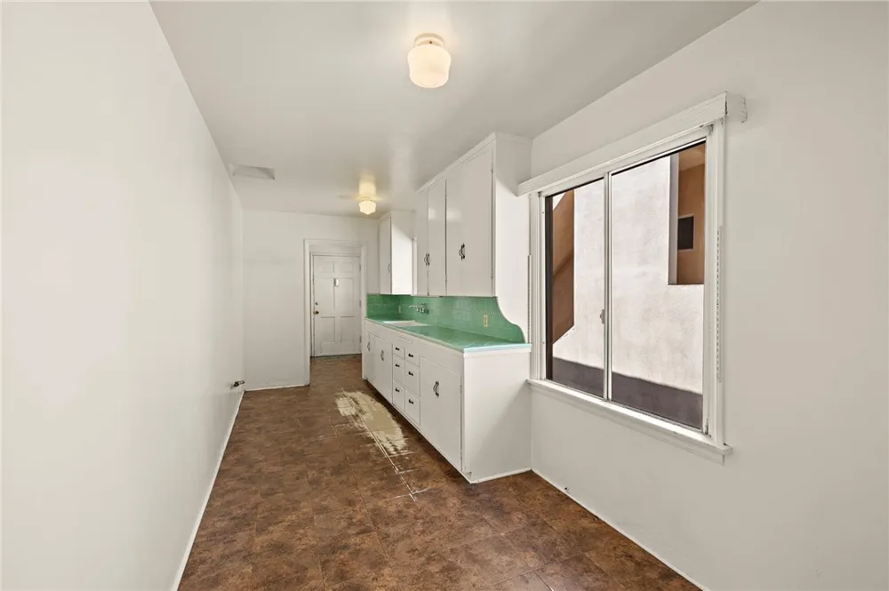 3709 W Balboa Newport Beach, CA 92663