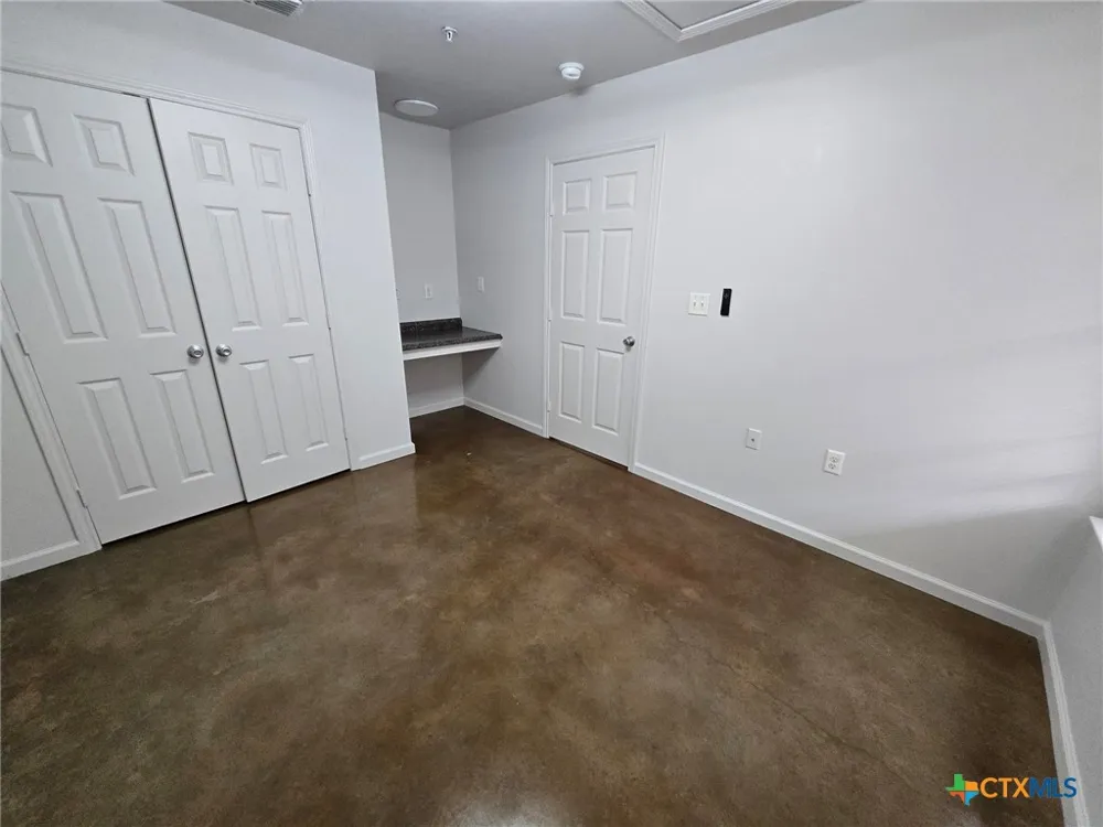 1037 W Court Street #A Seguin, TX 78155