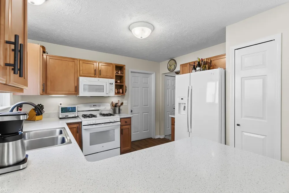 916 Spirea Drive Marion Township, MI 48843