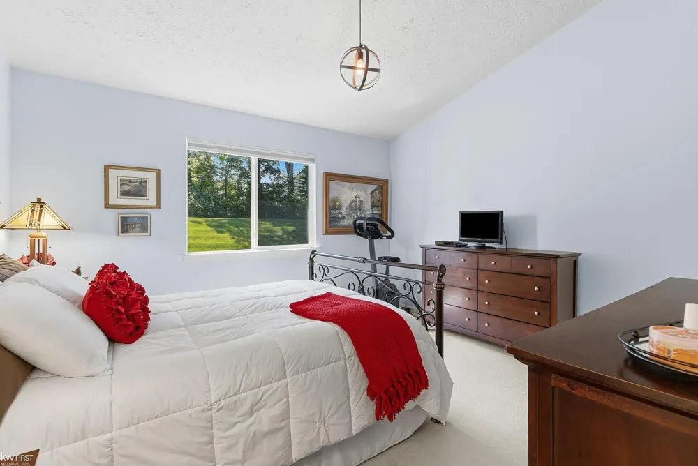 916 Spirea Drive Marion Township, MI 48843