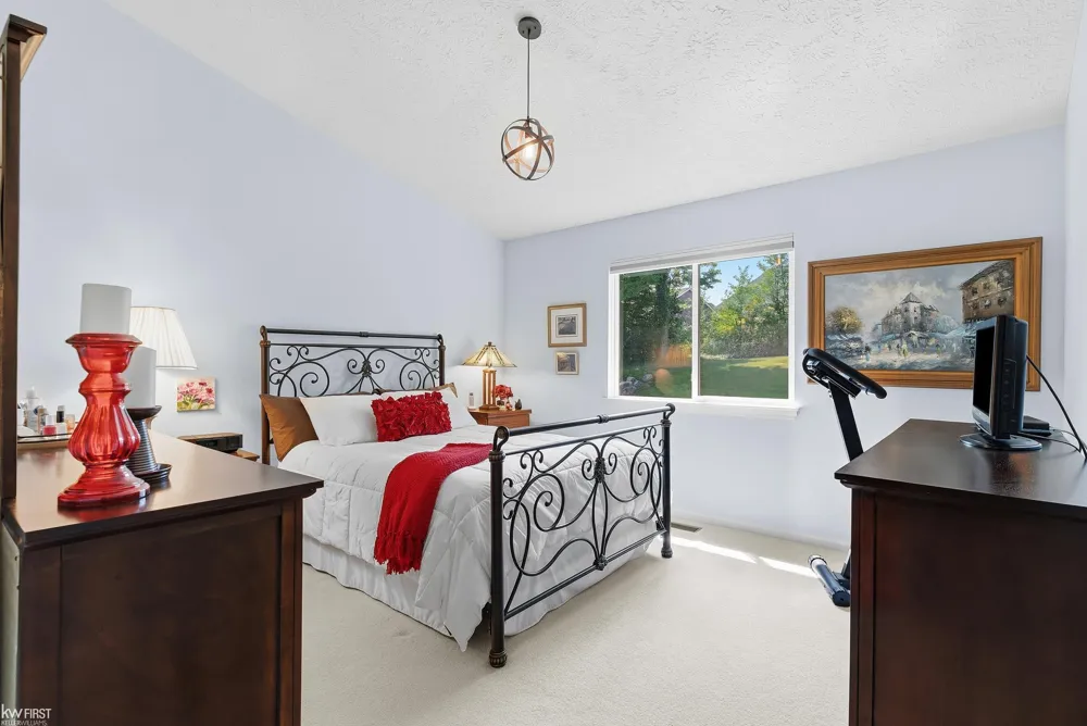 916 Spirea Drive Marion Township, MI 48843