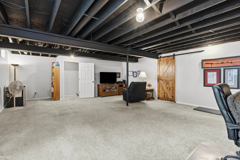 916 Spirea Drive Marion Township, MI 48843
