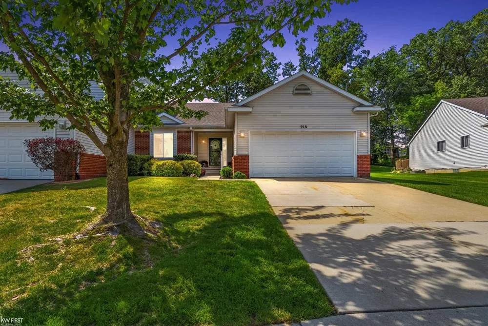 916 Spirea Drive Marion Township, MI 48843