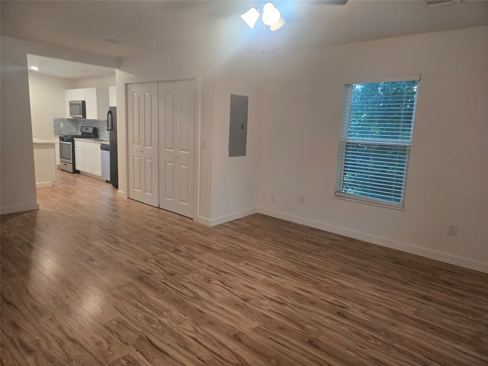 1104 Hackberry Street Lampasas, TX 76550
