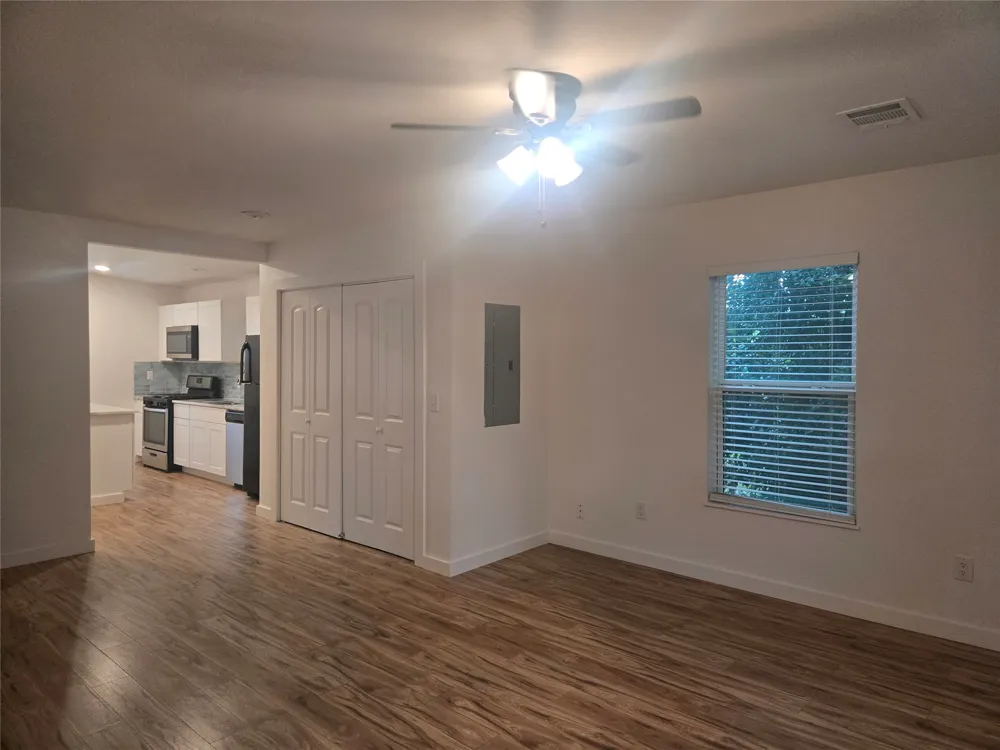1104 Hackberry Street Lampasas, TX 76550