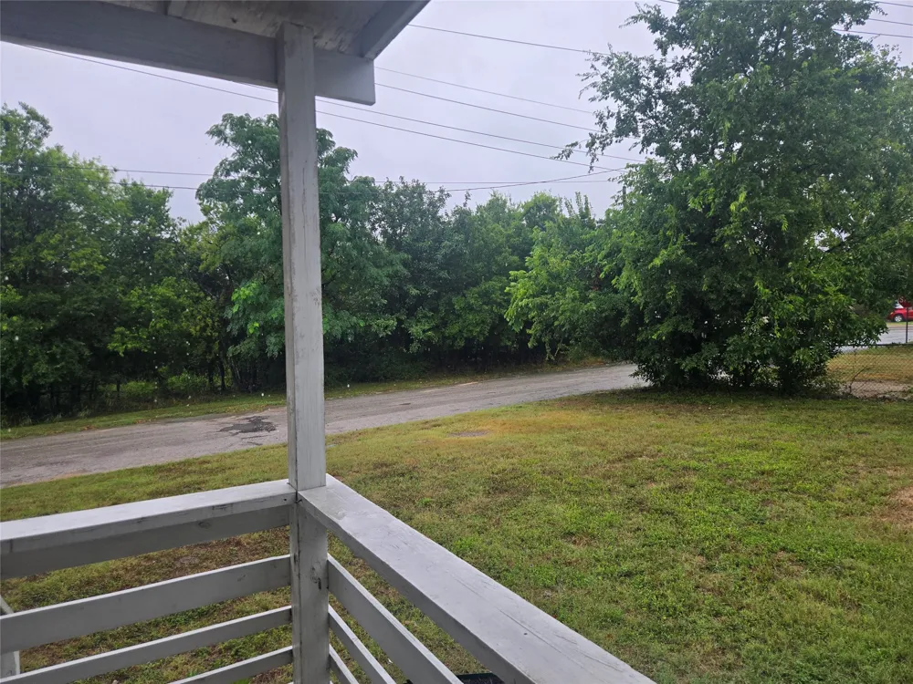 1104 Hackberry Street Lampasas, TX 76550