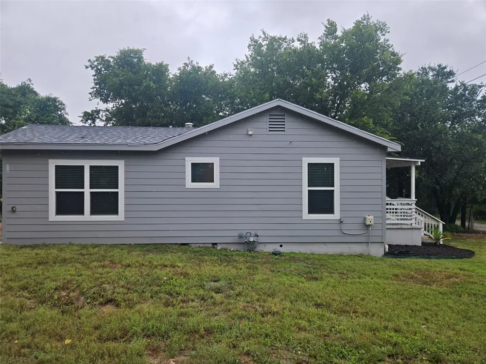 1104 Hackberry Street Lampasas, TX 76550