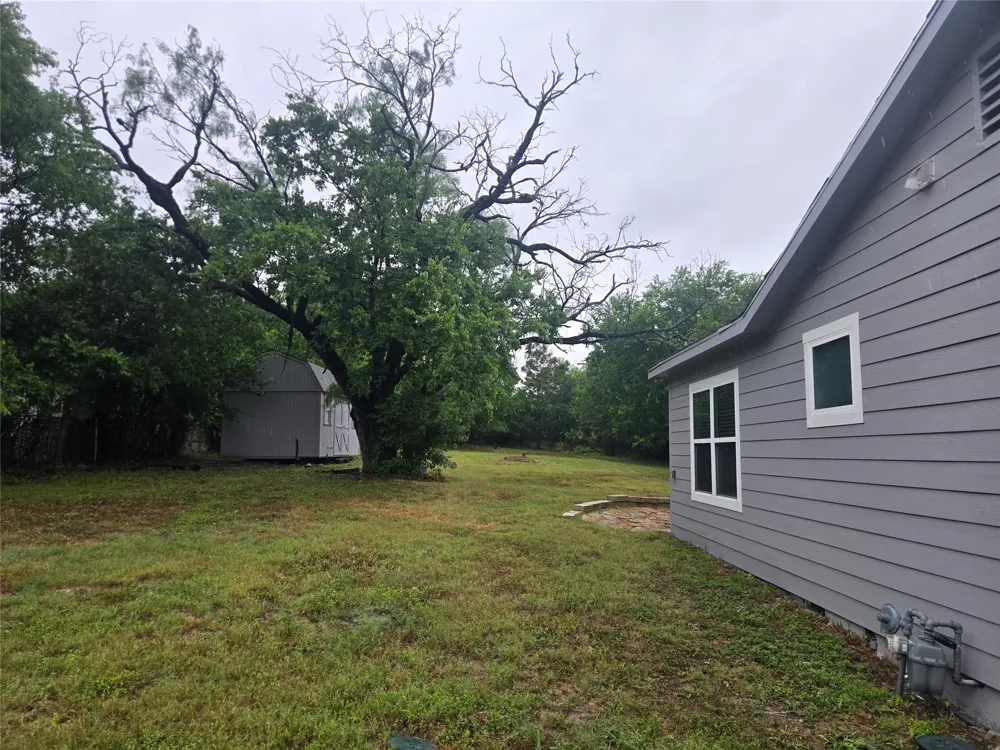 1104 Hackberry Street Lampasas, TX 76550