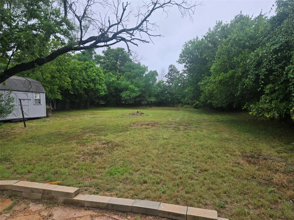 1104 Hackberry Street Lampasas, TX 76550