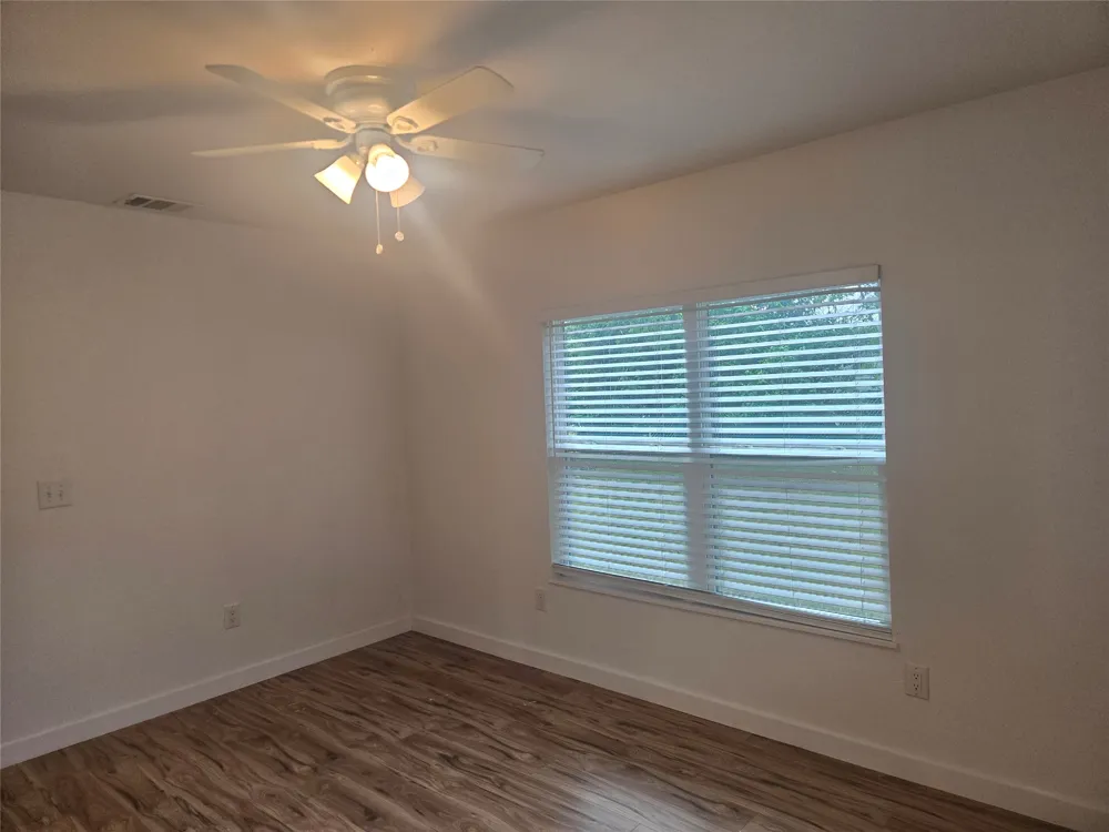 1104 Hackberry Street Lampasas, TX 76550