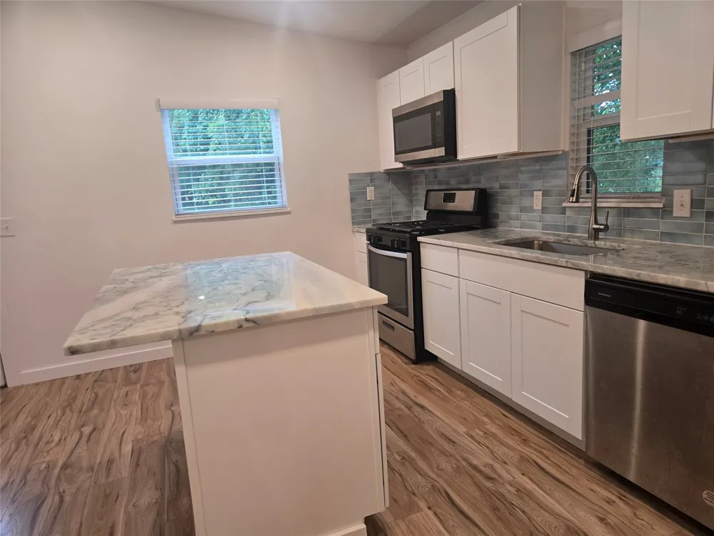1104 Hackberry Street Lampasas, TX 76550