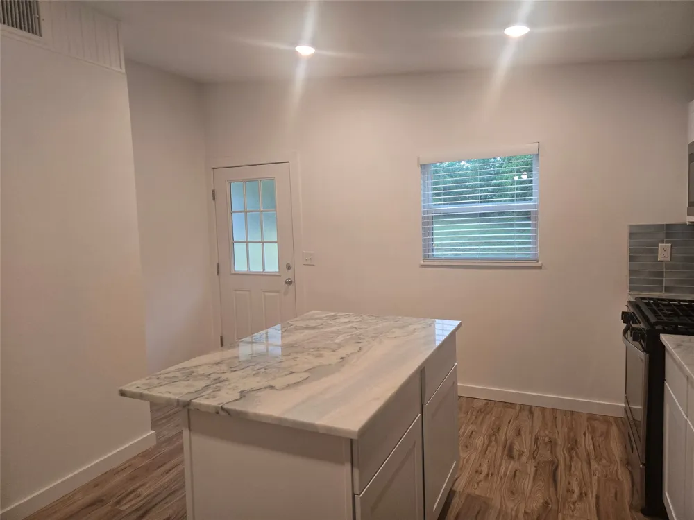 1104 Hackberry Street Lampasas, TX 76550
