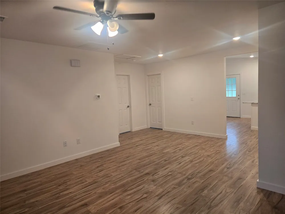 1104 Hackberry Street Lampasas, TX 76550