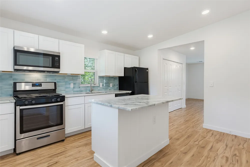 1104 Hackberry Street Lampasas, TX 76550
