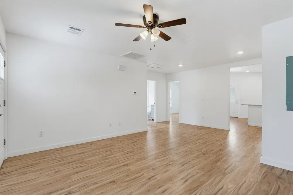 1104 Hackberry Street Lampasas, TX 76550